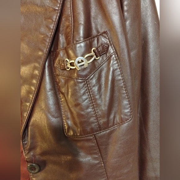 Vintage Etienne Aigner Burgundy Leather Jacket - Picture 4 of 6